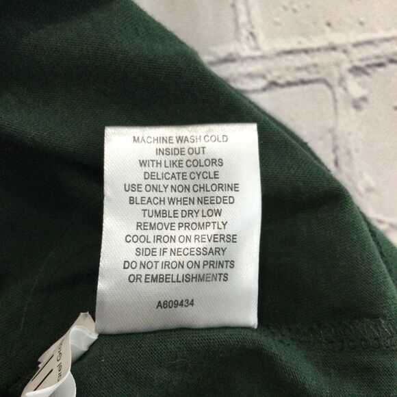 NFL T-Shirt Men's Size Large Color Green Gold Geen Bay Packers Graphic Tee - Picture 10 of 10